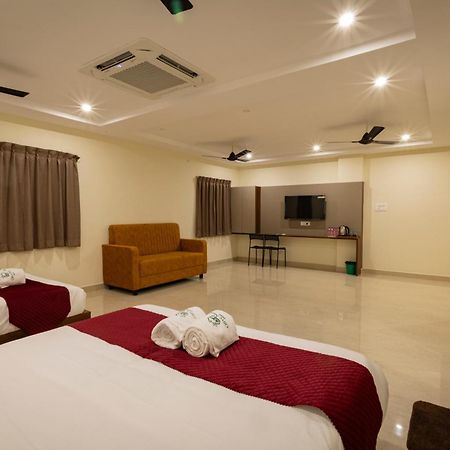 Olive Nest- Tirupati Bus Stand- 300 Meters, Railway Station- 400 Meters Hotell Eksteriør bilde
