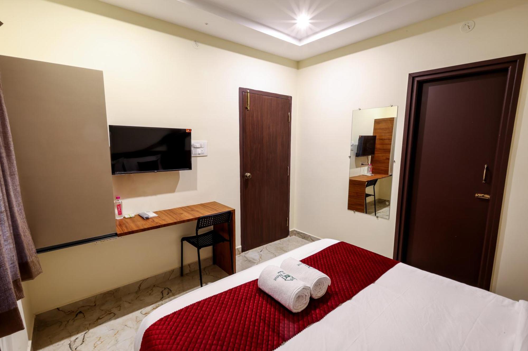 Olive Nest- Tirupati Bus Stand- 300 Meters, Railway Station- 400 Meters Hotell Eksteriør bilde