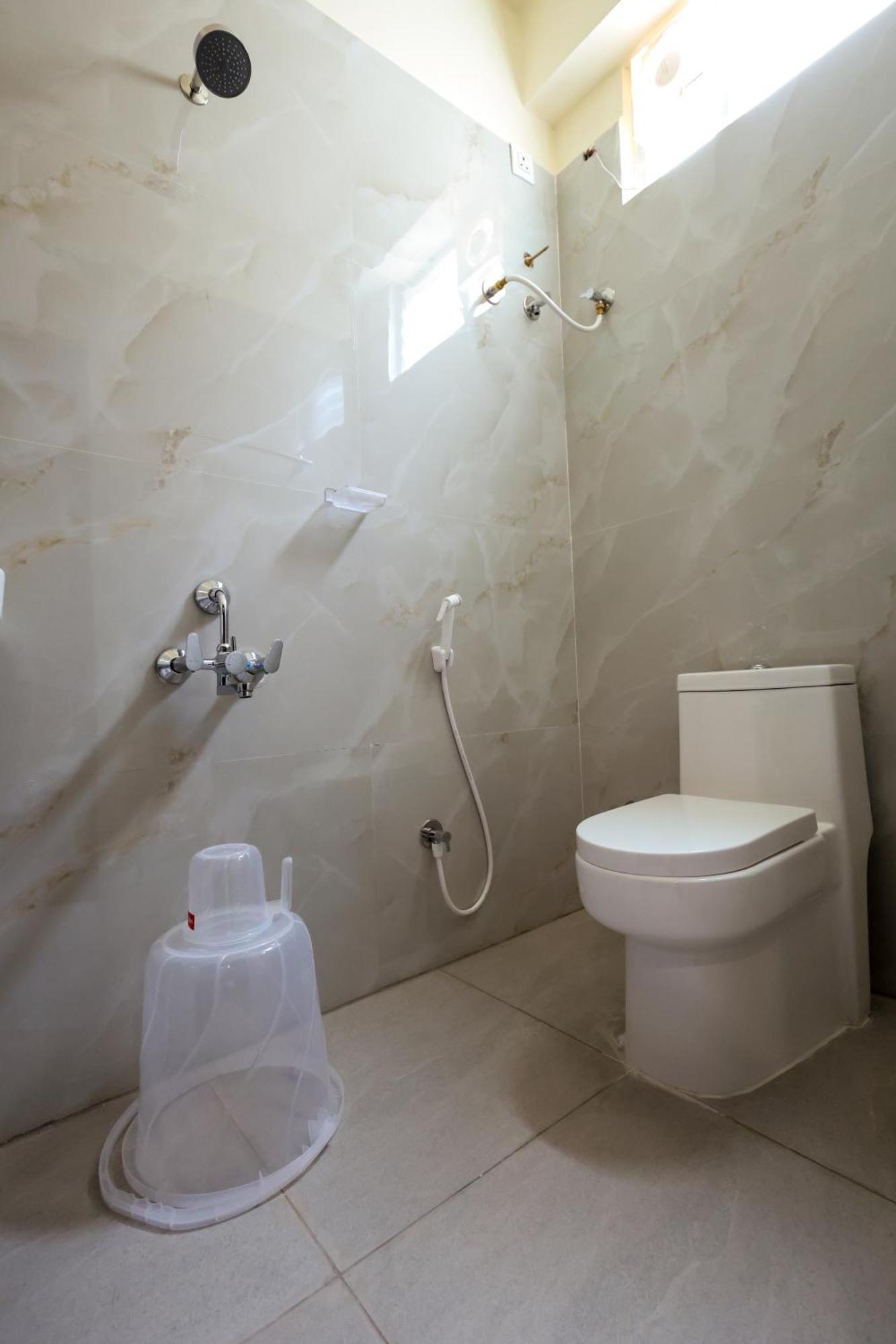 Olive Nest- Tirupati Bus Stand- 300 Meters, Railway Station- 400 Meters Hotell Eksteriør bilde