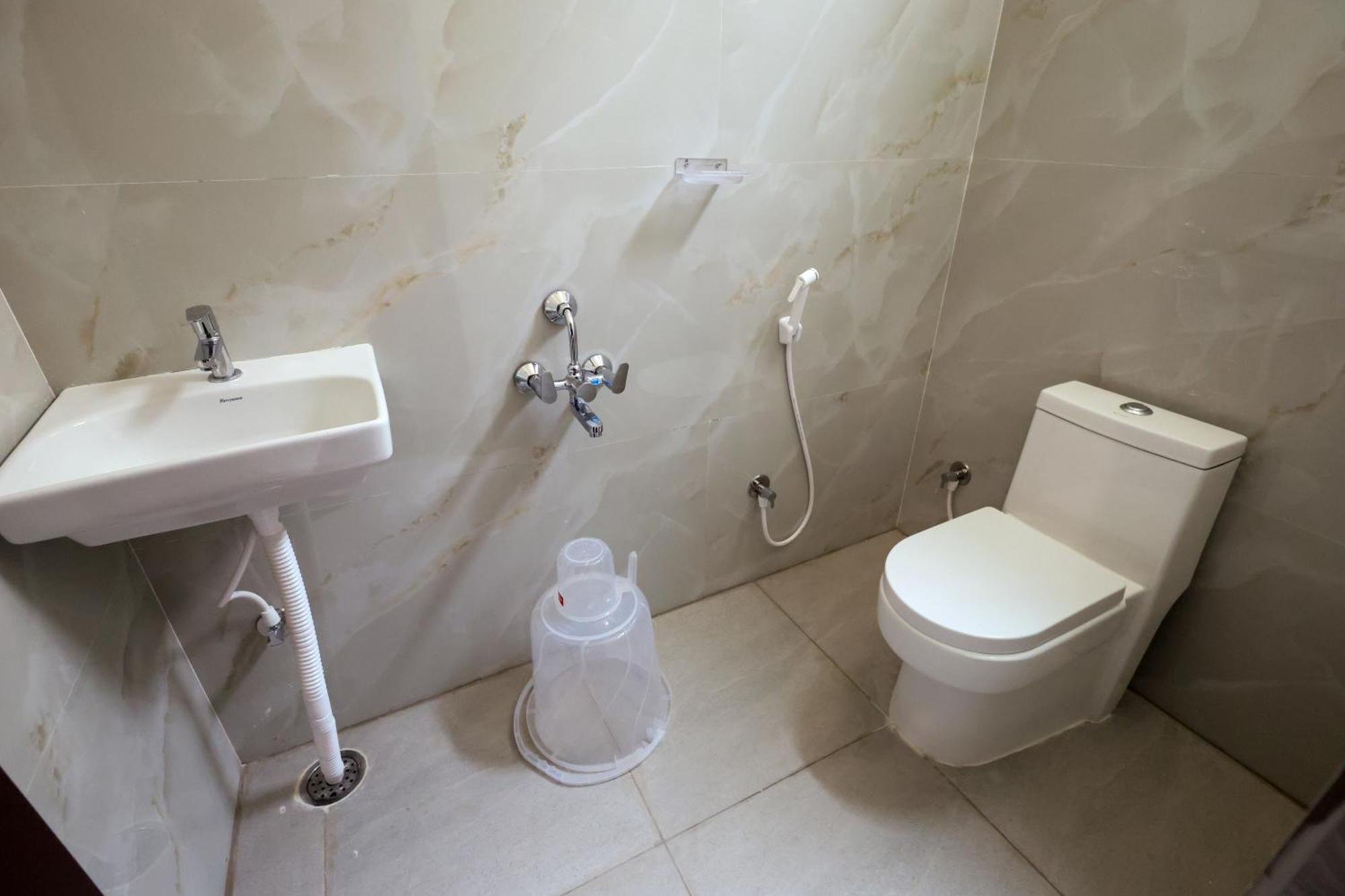 Olive Nest- Tirupati Bus Stand- 300 Meters, Railway Station- 400 Meters Hotell Eksteriør bilde
