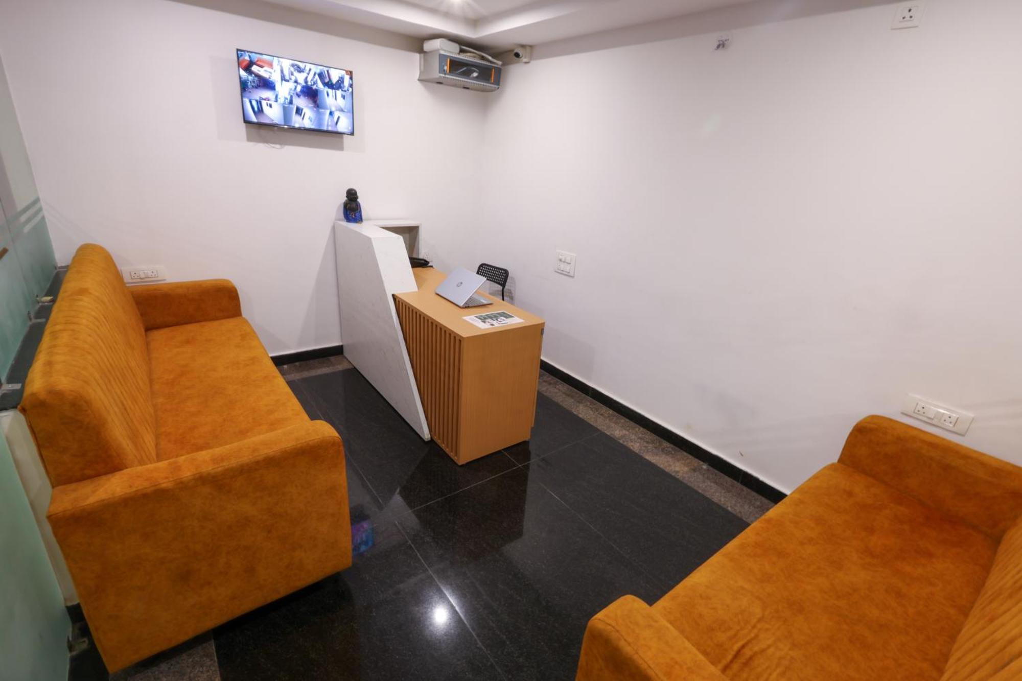 Olive Nest- Tirupati Bus Stand- 300 Meters, Railway Station- 400 Meters Hotell Eksteriør bilde